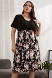 Women Chic Black Floral  Dress *Size Up*